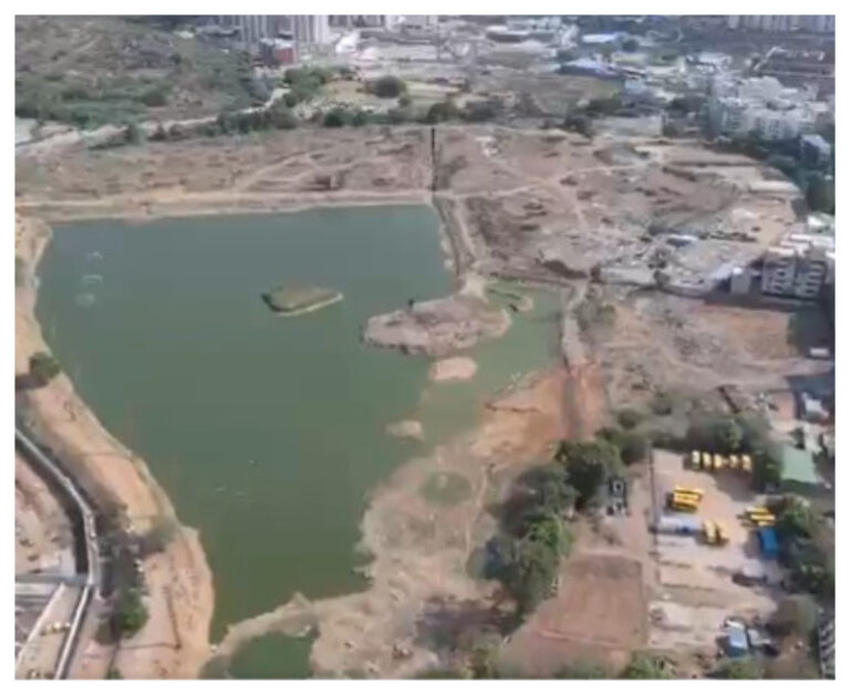 గుడిసెల మాటున 34 ఎకరాల చెరువు స్వాహాకు కుట్ర.. అడ్డుకున్న హైడ్రా అధికారులు..
