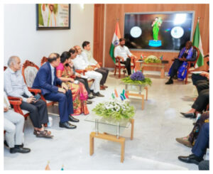 సీఎం రేవంత్ రెడ్డితో దక్షిణాఫ్రికా ఉపాధ్యక్షుడి భేటీ.. తెలంగాణలో పెట్టుబడులు, వాణిజ్య అవకాశాలపై ప్రధానంగా చర్చలు..