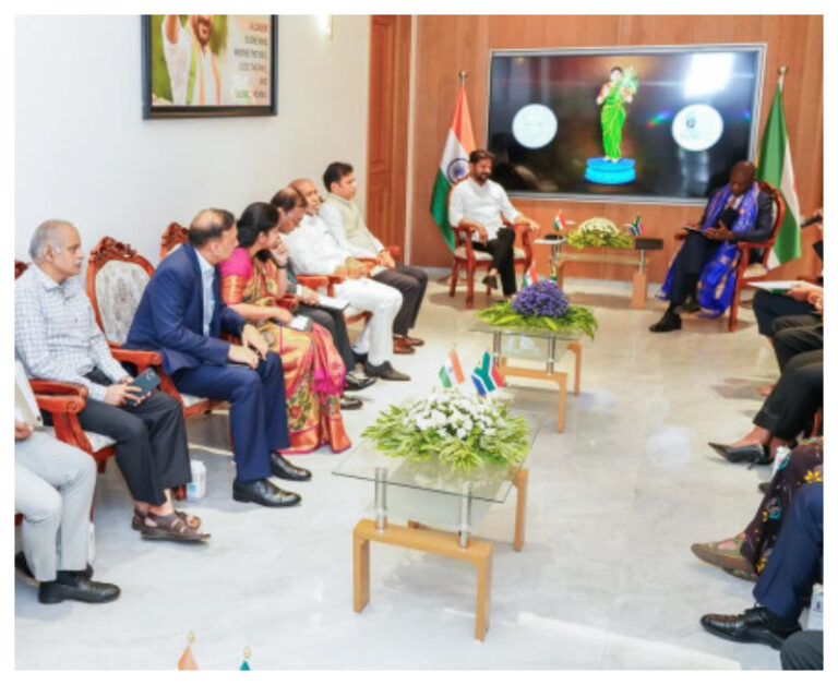 సీఎం రేవంత్ రెడ్డితో దక్షిణాఫ్రికా ఉపాధ్యక్షుడి భేటీ.. తెలంగాణలో పెట్టుబడులు, వాణిజ్య అవకాశాలపై ప్రధానంగా చర్చలు..