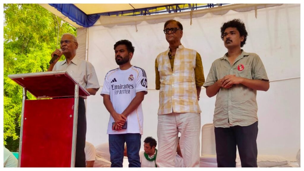 నీట్ పేపర్ లీక్ .. జంతర్ మంతర్ వద్ద నిరసనలో పాల్గొన్న సీపీఐ ప్రధాన కార్యదర్శి డి. రాజా