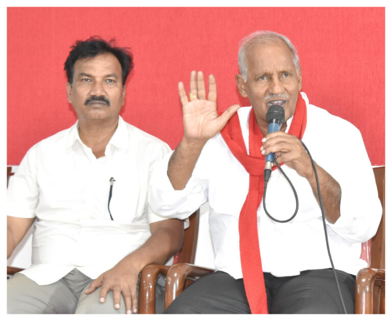 పవన్ కళ్యాణ్ వ్యాఖ్యలు ఇరు రాష్ట్రాల ప్రజల మధ్య చిచ్చు పెట్టడమే: MLA కూనంనేని సాంబశివరావు