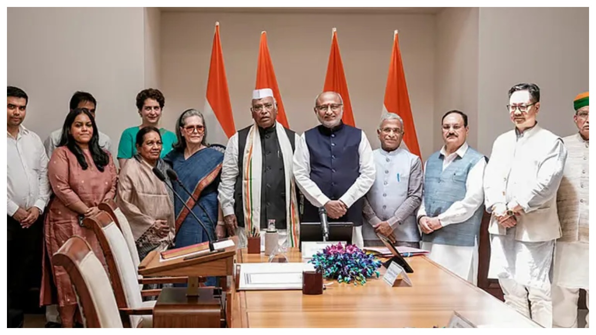 రాజ్యసభ ఎంపీగా మల్లికార్జున ఖర్గే ప్రమాణ స్వీకారం.. మోదీ ప్రభుత్వానికి గట్టి హెచ్చరికలు పంపిన కాంగ్రెస్ జాతీయ అధ్యక్షుడు