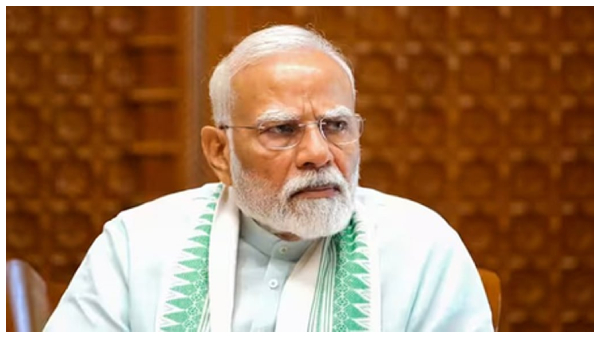 ఒక్క రూపాయి కూడా పెన్షన్‌ పెంచని పుష్కరకాల ప్రధాని మోదీ