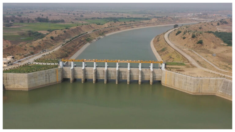 Kaleshwaram War: కాళేశ్వరం వివాదం.. తెలంగాణలో పతాక స్థాయికి చేరిన కాంగ్రెస్-బీఆర్‌ఎస్ రాజకీయ పోరు..