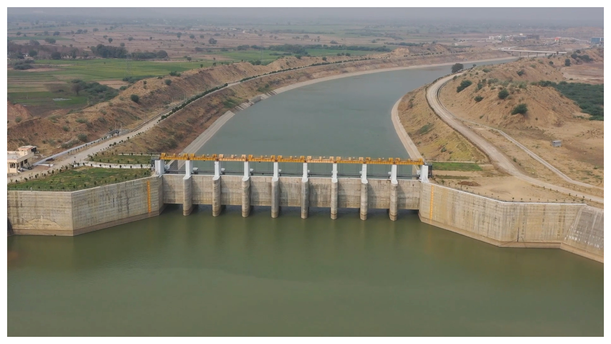 Kaleshwaram War: కాళేశ్వరం వివాదం.. తెలంగాణలో పతాక స్థాయికి చేరిన కాంగ్రెస్-బీఆర్‌ఎస్ రాజకీయ పోరు..