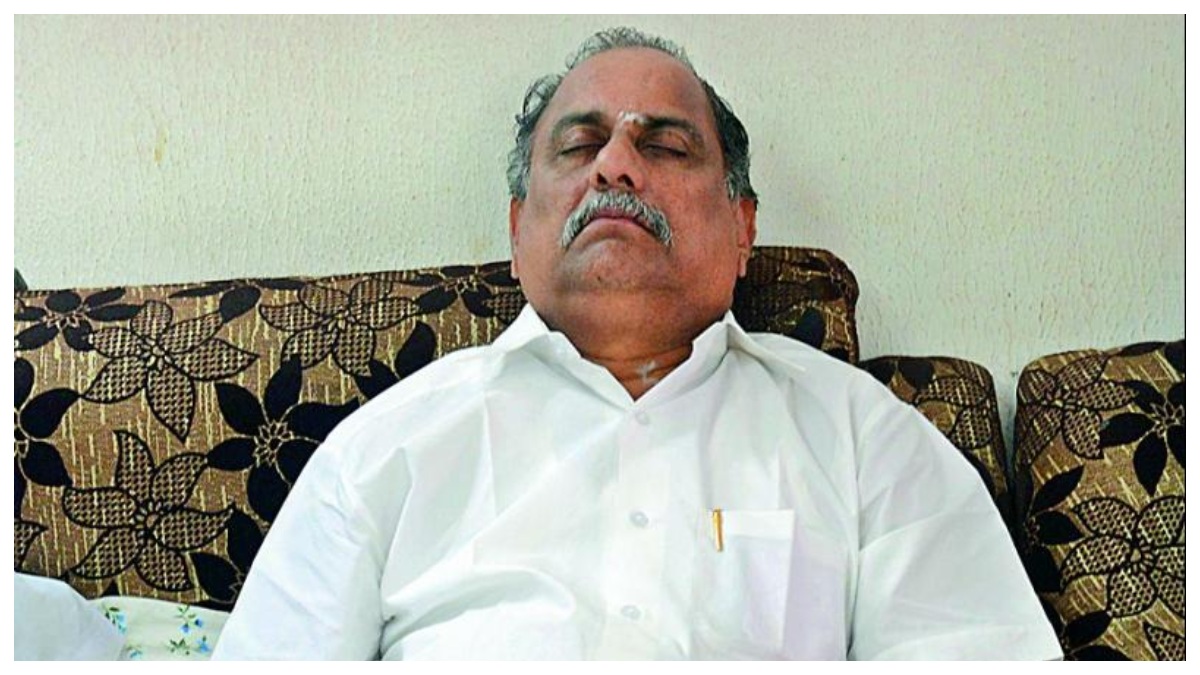 Mudragada Padmanabham: ప్రభుత్వ లాంఛనాలు మాకు అవసరం లేదు. ముద్రగడ కుటుంబం సంచలన నిర్ణయం.. అలుపెరగని పోరాటాల మధ్య ముగిసిన కాపు ఉద్యమ నాయకుడి ప్రస్థానం..