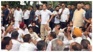 Rahul Gandhi Protest: రాహుల్ గాంధీ ధర్నాతో వేడెక్కిన ఢిల్లీ.. ప్రధాని మోదీ నివాసం ఎదుట బైఠాయించిన ప్రతిపక్ష నేత.. రాజీనామా చేయాలని డిమాండ్..