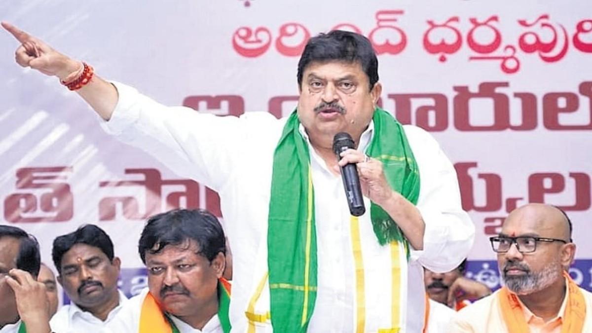 Telangana BJP: తెలంగాణలో బీజేపీ వేగం తగ్గిందా? ఎక్కడ వేసిన గొంగళి అక్కడేనా?