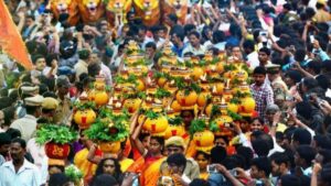 Bonalu 2026: తెలంగాణ ఆషాడ బోనాల సంబరాలు షురూ…గోల్కొండ జగదాంబకు తొలి బోనం సమర్పణ..