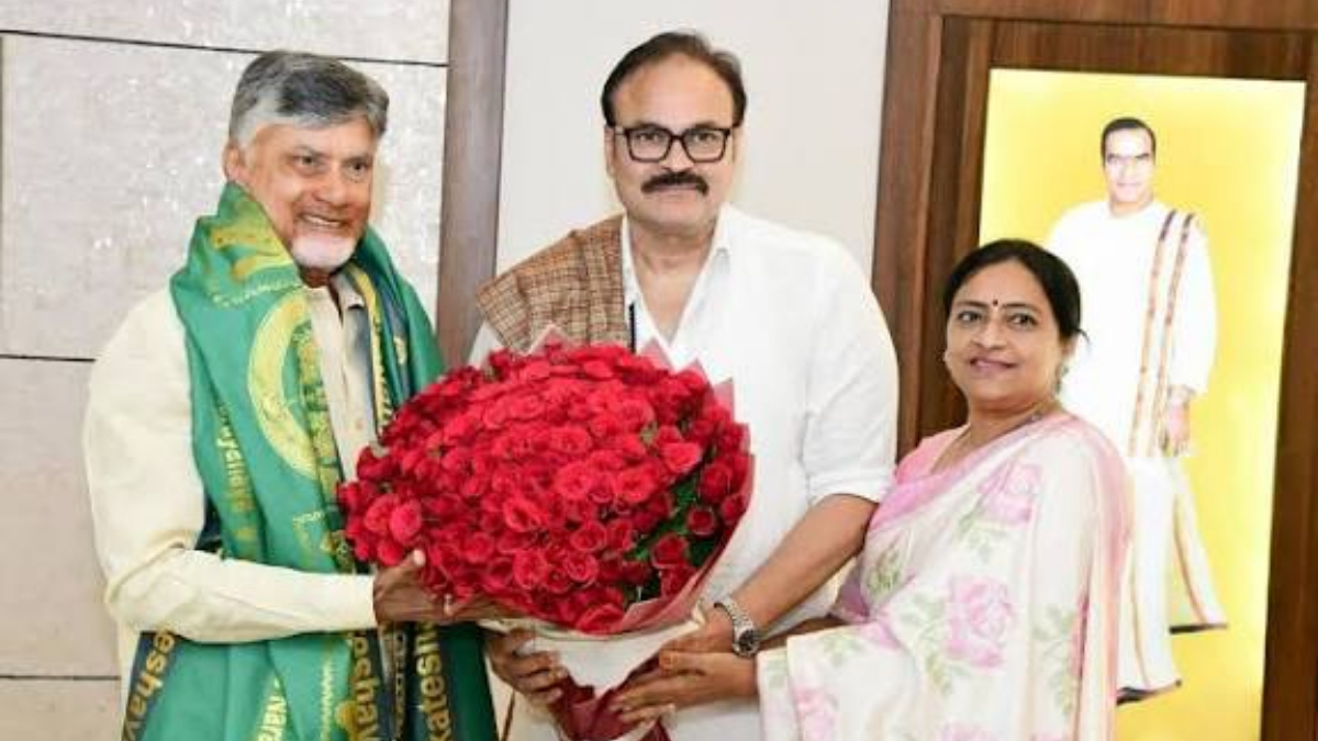 మెగా బ్రదర్ నాగబాబుకు మంత్రి యోగం..ఈ నెలలోనే ఏపీ కేబినెట్ విస్తరణకు ఛాన్స్..?
