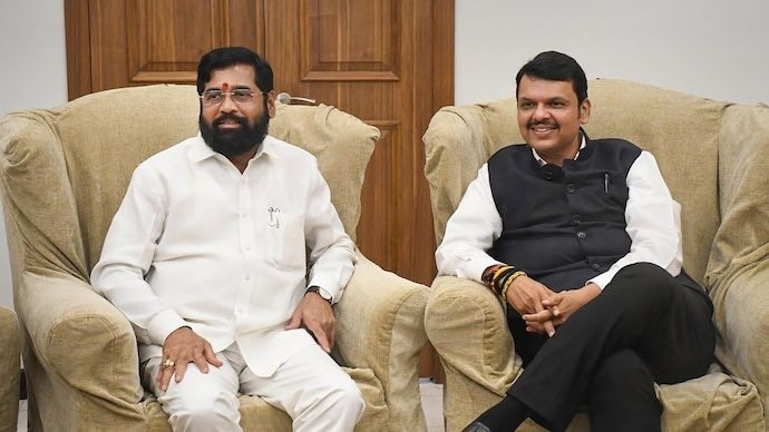 ధర్మేంద్ర ప్రధాన్ రాజీనామాతో మారుతున్న పరిణామాలు..కేంద్ర మంత్రివర్గంలోకి ఫడ్నవీస్‌..?