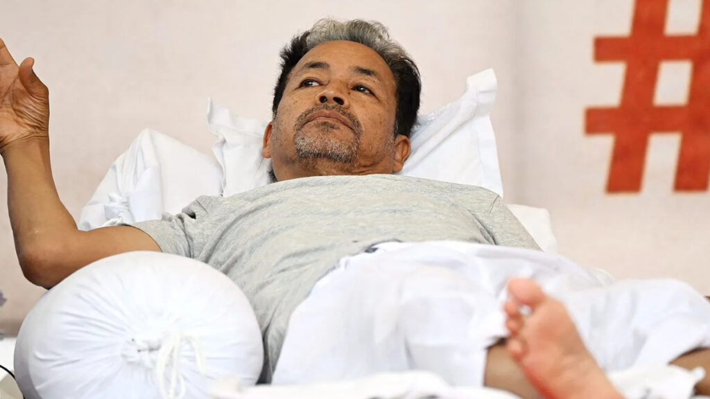 Sonam Wangchuk Health Update: 23 రోజుల నిరాహార దీక్షను ముగించిన సోనమ్ వాంగ్‌చుక్.. రీఫీడింగ్ సిండ్రోమ్ ప్రమాదంతో 10 రోజుల పాటు భోజనానికి దూరంగా ఉండాలని వైద్యుల హెచ్చరిక..