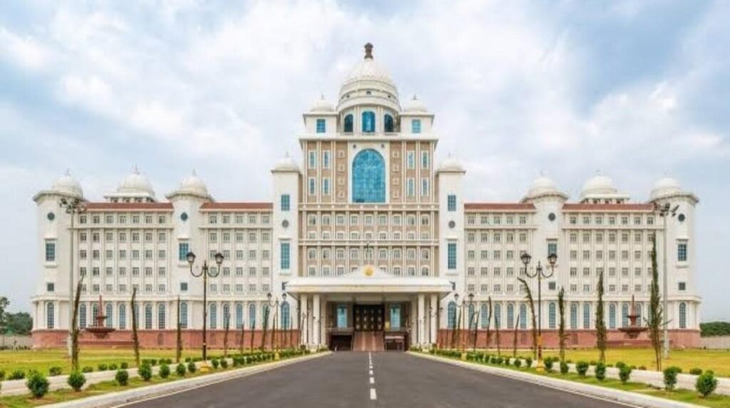 Telangana PRC: పీఆర్సీ కోసం తెలంగాణ ప్రభుత్వ ఉద్యోగులు, టీచర్ల ఎదురు చూపులు…ఉద్యోగ, ఉపాధ్యాయ సంఘాల డిమాండ్లు నెరవేరుతాయా.. లేదా..?
