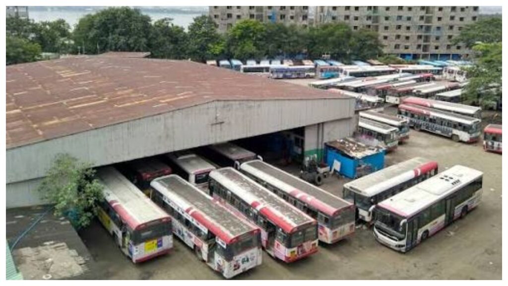 Gajularamaram Bus Terminal: హైదరాబాద్‌లో 100 ఎకరాల్లో మెగా బస్ డిపో.. కేంద్ర మంత్రి నితిన్ గడ్కరీ కీలక ప్రకటన