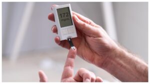 High Blood Sugar: డయాబెటిస్ లేకపోయినా షుగర్ లెవల్స్ పెరుగుతున్నాయా? వైద్య నిపుణులు చెబుతున్న అసలు నిజాలు!