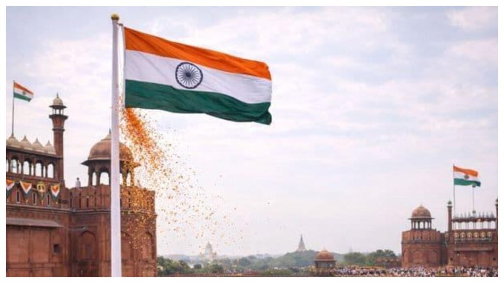 Indian Flag Code: భారత జాతీయ జెండా నియమాలు ఏంటి? మూడు రంగుల జెండాను ఎగురవేసేటప్పుడు గుర్తించుకోవాల్సిన ముఖ్యమైన విషయాలు..