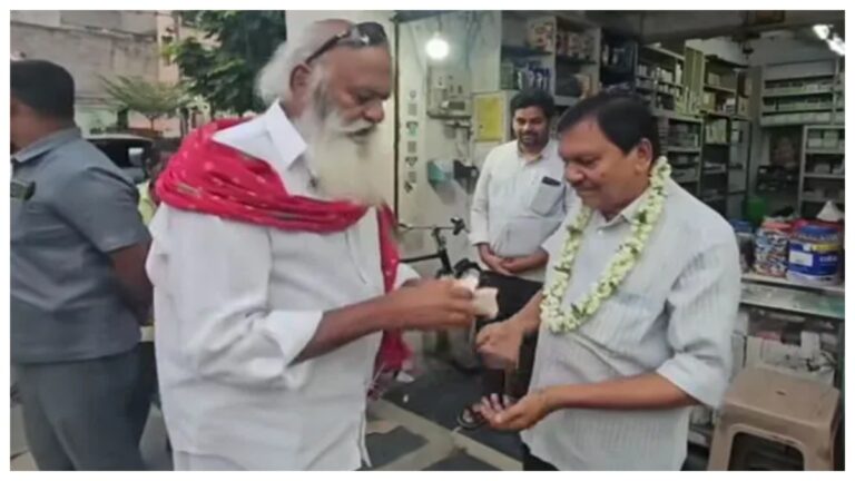 JC Prabhakar Reddy: వినకపోతే మీ కాళ్లు పట్టుకోవడానికైనా సిద్ధమే.. జేసీ ప్రభాకర్ రెడ్డి సంచలన వీడియో వైరల్..
