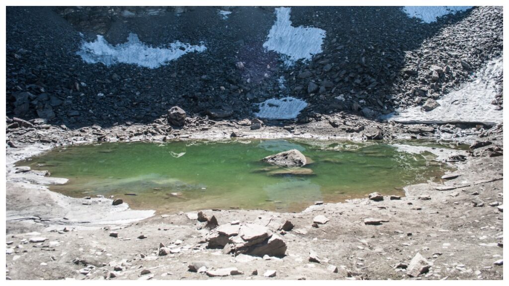 Skeleton Lake: భారత్‌లోని ఈ సరస్సులో వందలాది అస్థిపంజరాలు.. ఇప్పటికీ పూర్తి సమాధానం లేని మిస్టరీ..