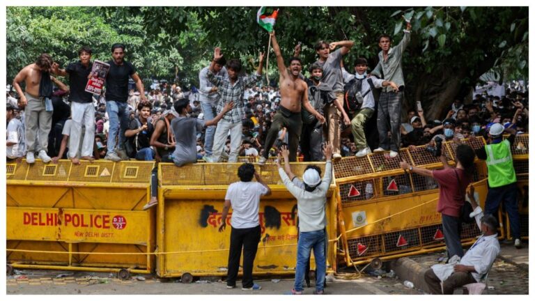 విద్యావ్యవస్థలో సమూల సంస్కరణలు అవసరం