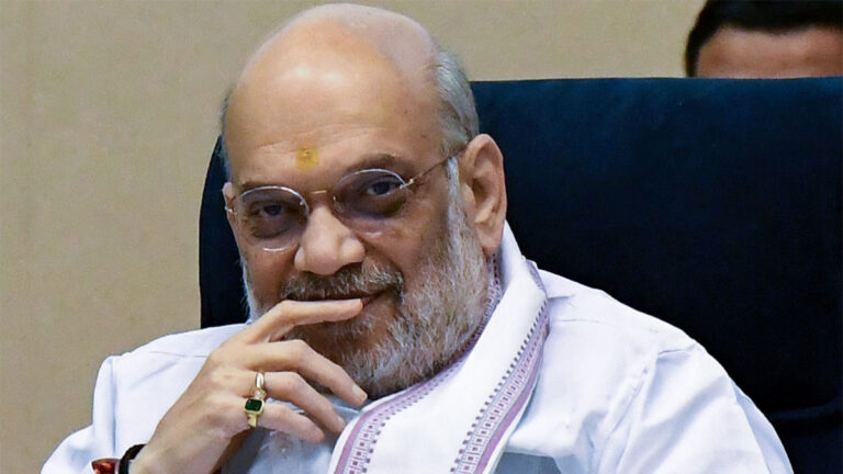 అమిత్ షా విచిత్ర విన్యాసాలు… చర్చకు సిద్ధమంటారు… సభకు మాత్రం రారు..