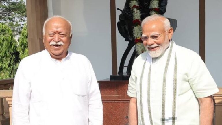 బిజెపికి దూరమైన జెన్‌ జీకి భాగవత్‌ బుజ్జగింపు