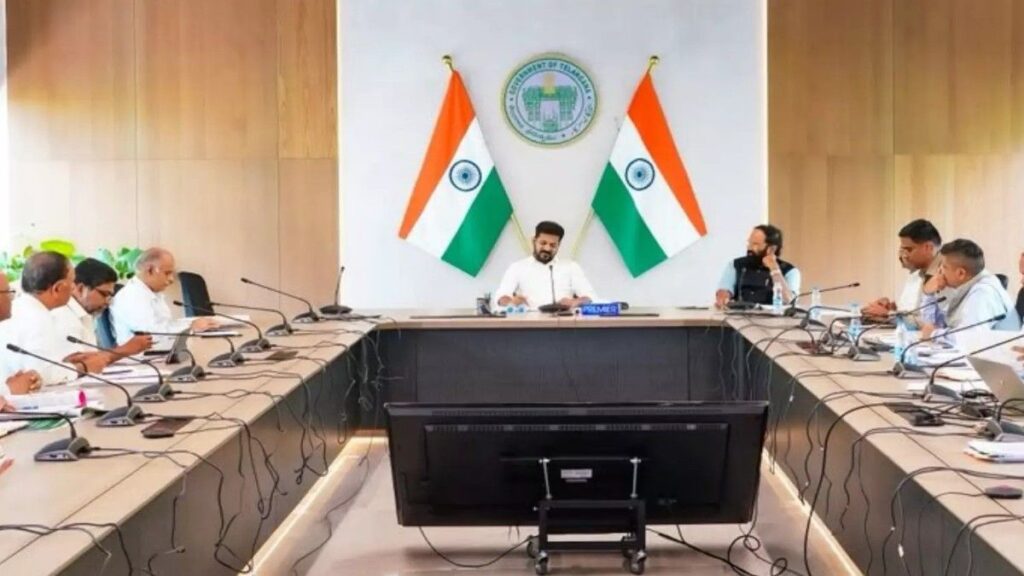 CM Revanth: ఎల్లంపల్లి, దేవాదుల, సీతారామ ప్రాజెక్టుల నుంచి గోదావరి నీటిని ఎత్తిపోసుకోవాలి: సీఎం రేవంత్ రెడ్డి ఆదేశం..