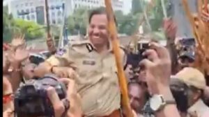 CP Sajjanar Dance Video: సజ్జనార్ డ్యాన్స్ వీడియో సోషల్ మీడియాలో వైరల్.. ది ప్యారడైజ్ సినిమాలోని ఆయా షేర్ పాటకు హైదరాబాద్ పోలీస్ కమిషనర్ చిందులు..