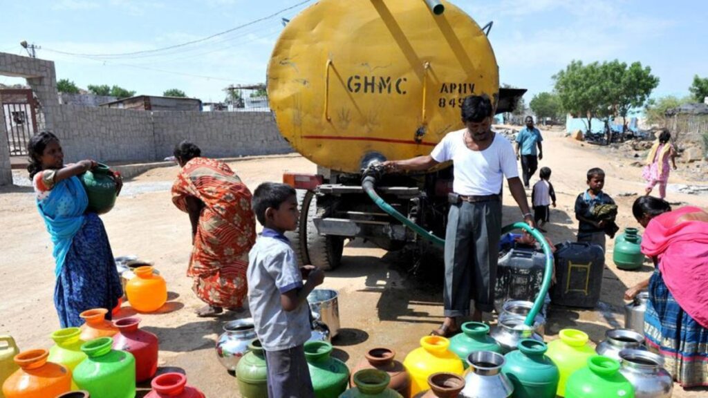 Hyderabad Water Crisis: నీటి సంక్షోభం దిశగా హైదరాబాద్.. భారీగా పడిపోయిన గ్రౌండ్‌వాటర్ లెవల్స్..ఏడాదిలోనే 4.84 మీటర్ల పతనం