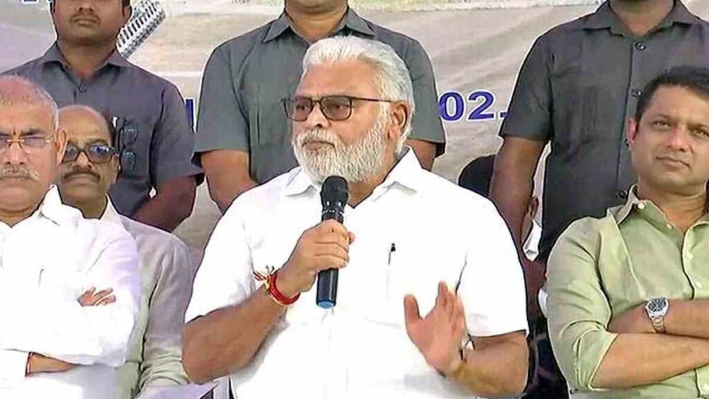 Ambati Rambabu: నారా లోకేష్‌పై రౌడీషీట్ ఓపెన్ చేయాలి..డీఎస్సీ కేసులపై అంబటి రాంబాబు కీలక వ్యాఖ్యలు..