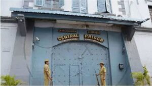 Chanchalguda Jail: చంచల్‌గూడ జైలు రిమాండ్ ఖైదీ పరార్.. ఎర్రగడ్డ ఆసుపత్రి నుంచి తప్పించుకున్న ఖైదీ శివశంకర్ రెడ్డి