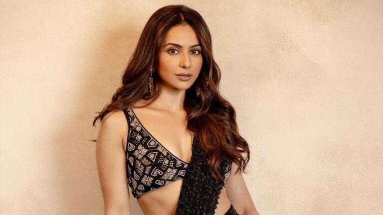 Rakul IT raids: రకుల్ ప్రీత్ సింగ్‌ ఇంటిపై ఐటీ రైడ్స్… 12 చోట్ల ఏక కాలంలో సోదాలు