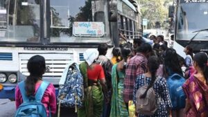 Free RTC Bus Row: ఉచితం సరే… సరిపడా బస్సులేవీ?