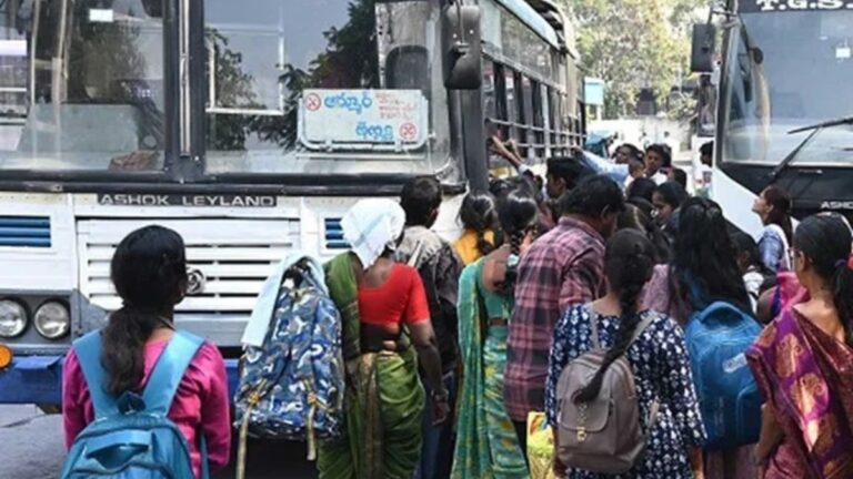 Free RTC Bus Row: ఉచితం సరే… సరిపడా బస్సులేవీ?
