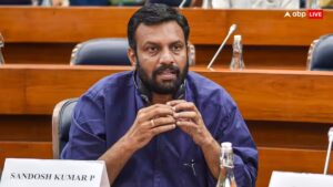 Delhi Journalist Detentions: ఢిల్లీలో జర్నలిస్టుల నిర్బంధంపై సీపీఐ ఎంపీ సంతోష్ కుమార్ తీవ్ర ఆగ్రహం.. చర్యలు తీసుకోవాలని కోరుతూ హోం మంత్రి అమిత్ షాకు లేఖ