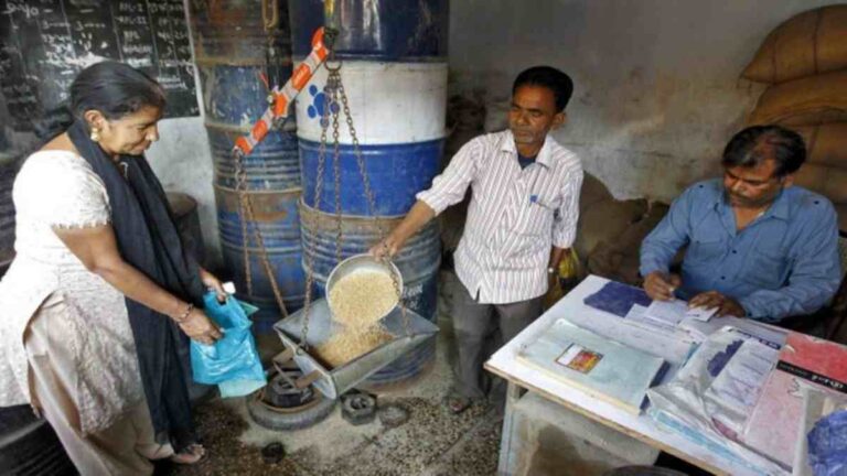 Telangana Ration Shops: తెలంగాణలో మళ్లీ ‘అమ్మహస్తం’ పథకం? పేదలకు రేషన్ షాపుల ద్వారా నిత్యావసర సరుకులు!