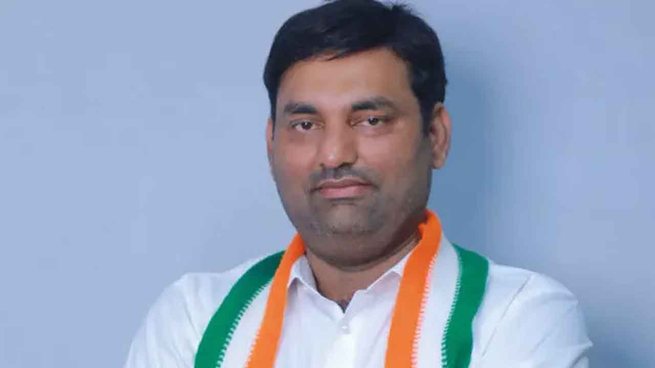 నియోజకవర్గ నిధులు విడుదల చేయకపోతే నిరవధిక నిరాహార దీక్ష చేస్తా: కాంగ్రెస్ ఎమ్మెల్యే అనిరుధ్ రెడ్డి